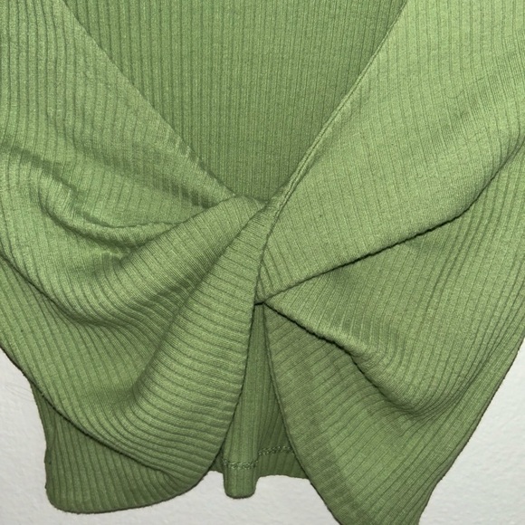 Princess Polly Longsleeve - Picture 5 of 7